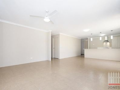98 Blackwood Meander, Yanchep WA 6035