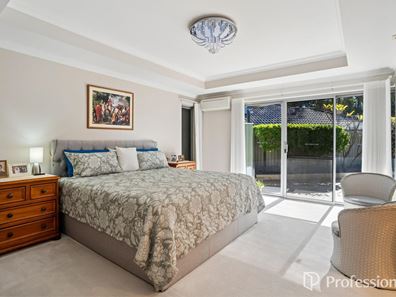 10 Miamit Lane, Byford WA 6122