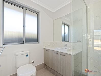 18 Narracan Avenue, Lakelands WA 6180