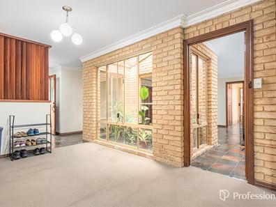 24 Glenview Street, Mount Tarcoola WA 6530