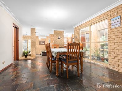 24 Glenview Street, Mount Tarcoola WA 6530