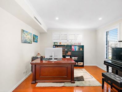 8A Downer Way, Bull Creek WA 6149