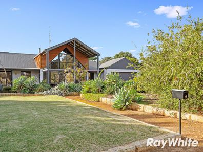 9 Butler Retreat, Waroona WA 6215