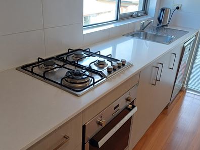 8/30 Wroxton Street, Midland WA 6056
