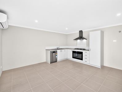 4B Defender Way, Two Rocks WA 6037