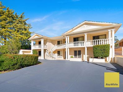 15 Glenbrook Road, Thornlie WA 6108