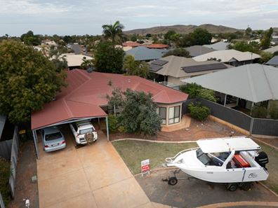8 Raynor Road, Baynton WA 6714