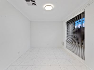 1 Lancelin Way, Erskine WA 6210