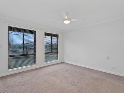 1 Lancelin Way, Erskine WA 6210