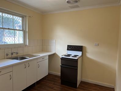 30 Natasha Way, Camillo WA 6111