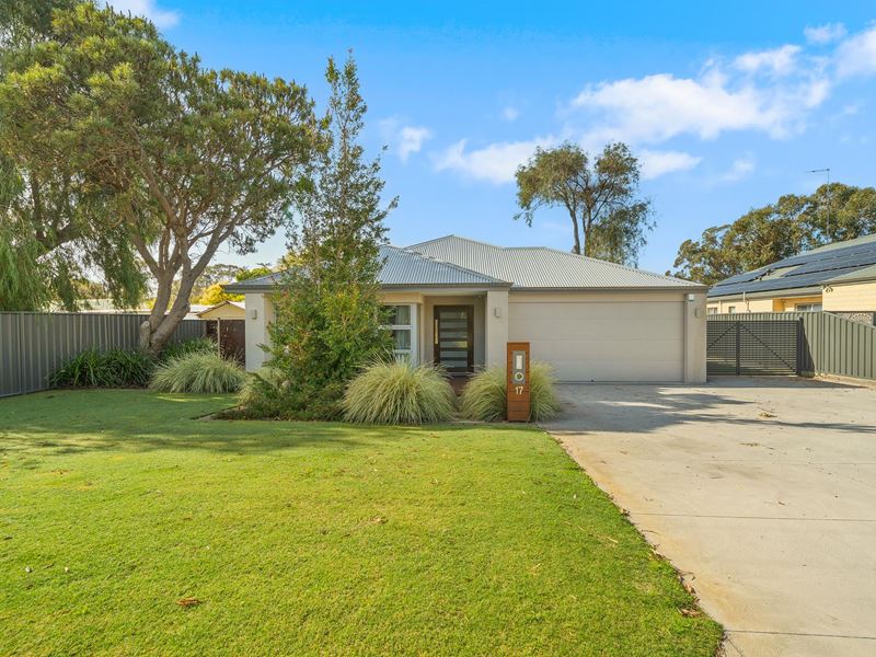 17 Watson Avenue, Coodanup WA 6210
