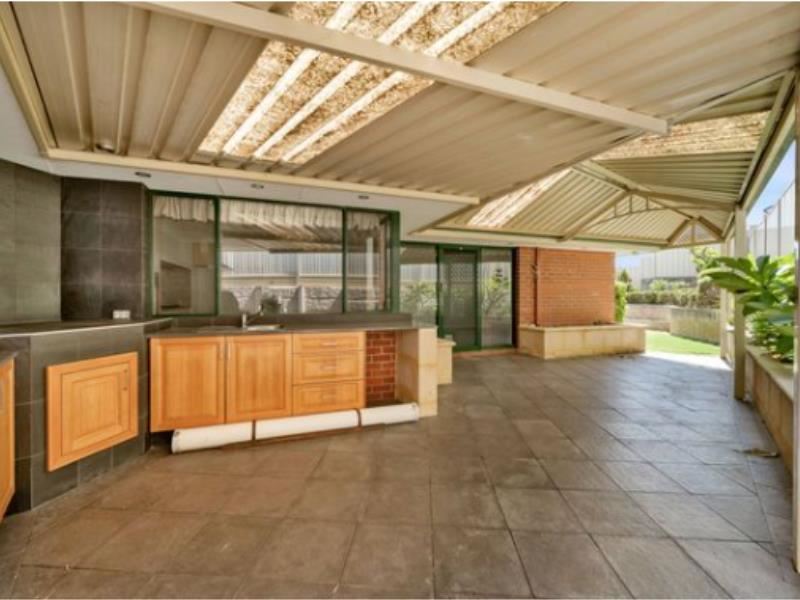 63 Stonehaven Parade, Kinross WA 6028