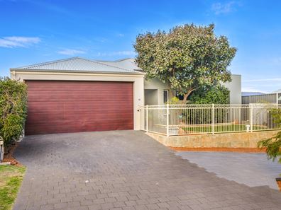 4 Glenwhan Link, Landsdale WA 6065