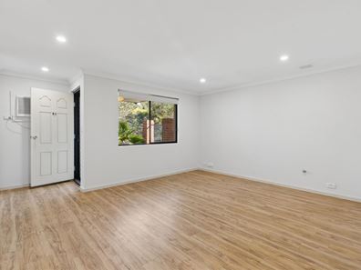 31/11 Elvire Street, Viveash WA 6056