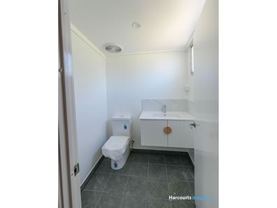 7 Hunts Road, Dongara WA 6525