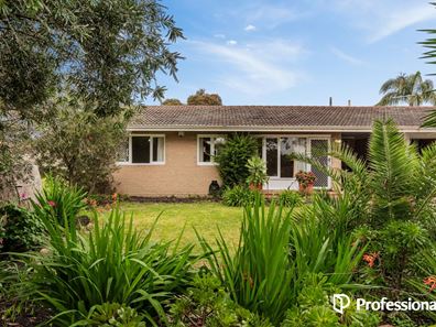 24 Markham Way, Balga WA 6061