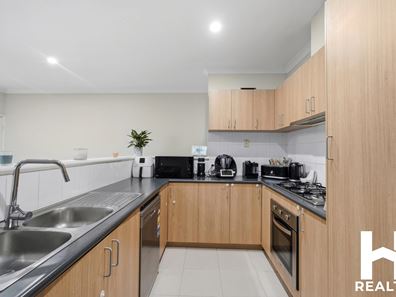 4 La Trobe Street, Landsdale WA 6065