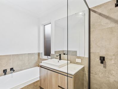 3 Tarmoola Street, Golden Bay WA 6174
