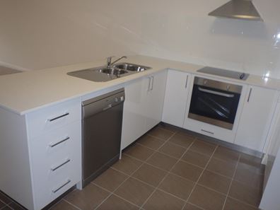 14/4 Wallsend Road, Woodbridge WA 6056