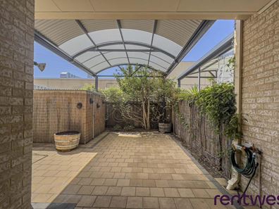 16 Gray Court, Hamilton Hill WA 6163