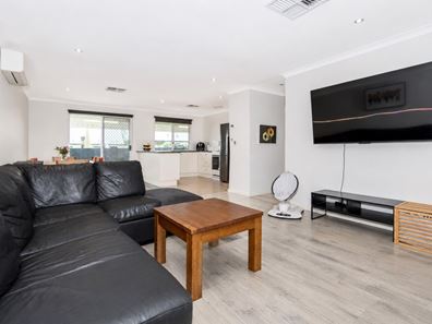 9 Coralie Court, Armadale WA 6112