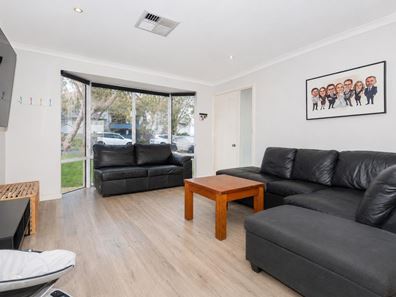 9 Coralie Court, Armadale WA 6112
