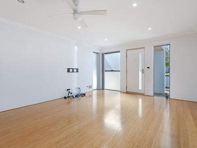 26 Barrows Way, Balga WA 6061