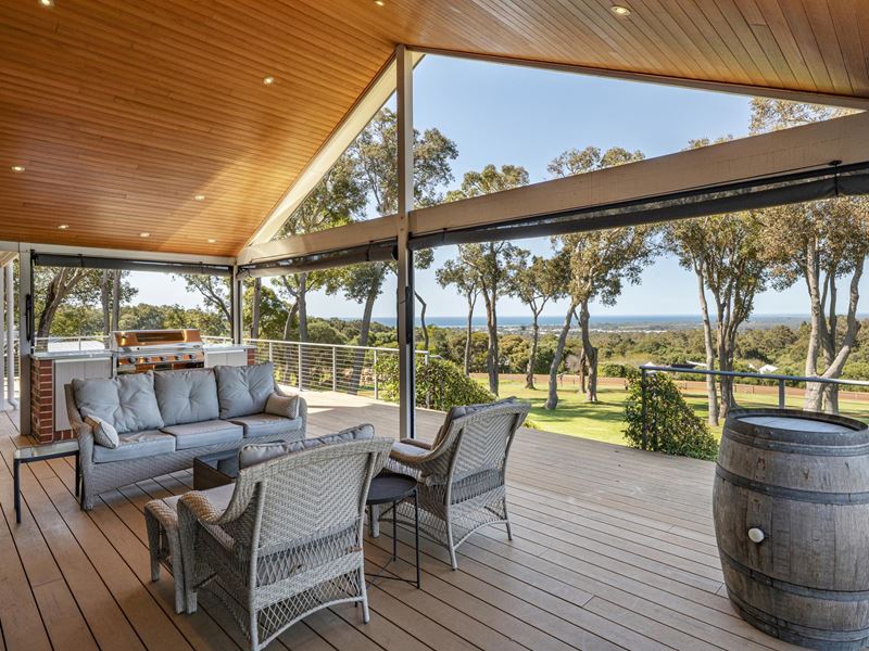 27 Quedjinup Drive, Quedjinup WA 6281