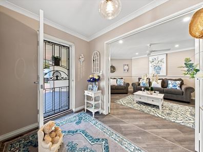 61 Willoughbridge Crescent, Erskine WA 6210