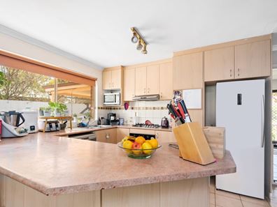 29 Bracklemann Drive, Boulder WA 6432