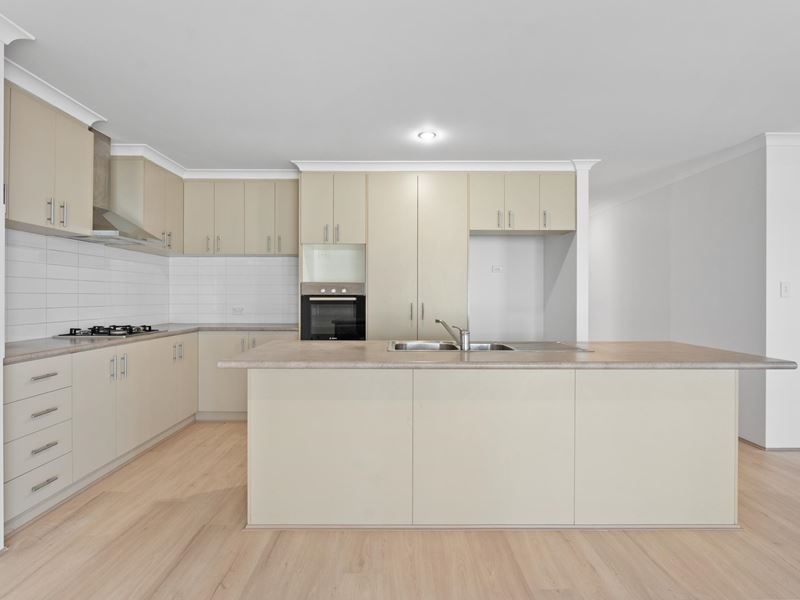 14 Lucan Lane, Baldivis WA 6171