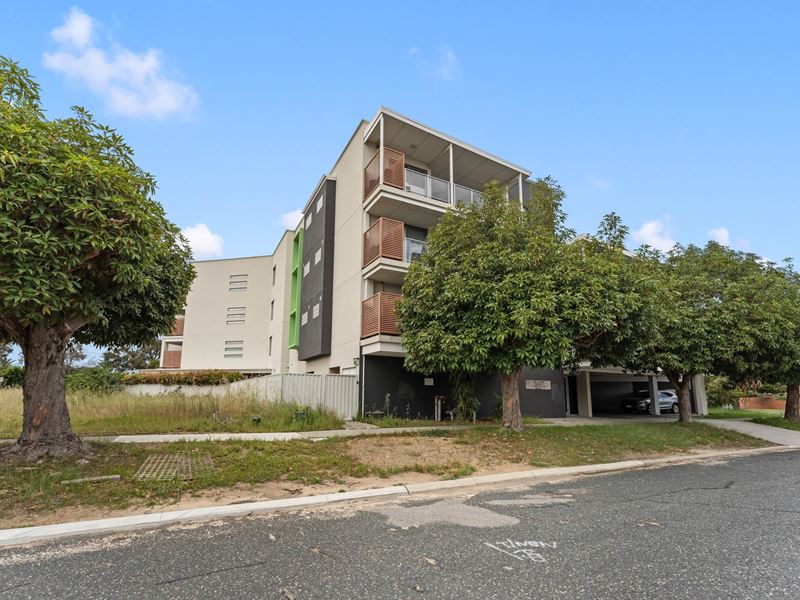 6/10 Sampson Cl, Midland WA 6056