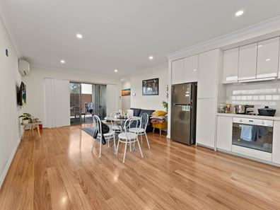 6/10 Sampson Cl, Midland WA 6056