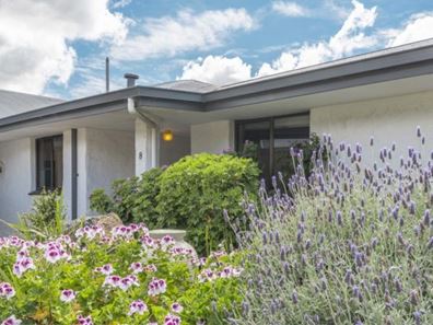 8/142 Hare Street, Mount Clarence WA 6330