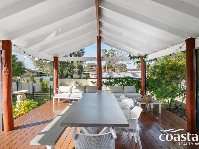 17 Studzor Street, Warnbro WA 6169
