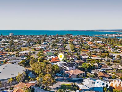 9 Armstrong Street, Halls Head WA 6210