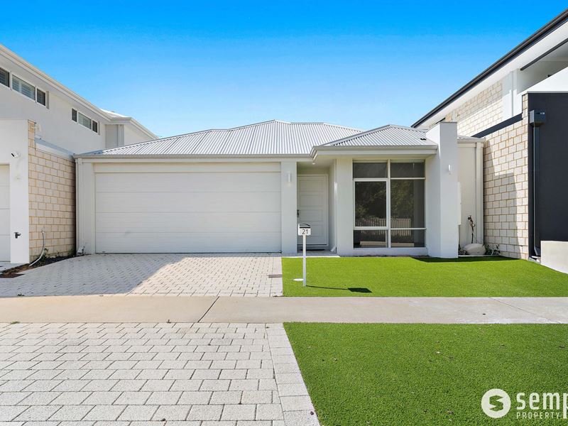 21 Santorini Boulevard, Coogee WA 6166
