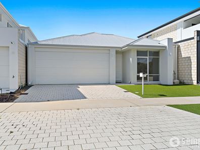 21 Santorini Boulevard, Coogee WA 6166