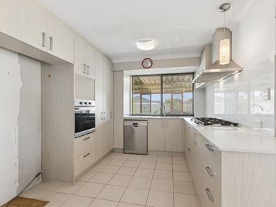 14 Uist Court, Port Kennedy WA 6172