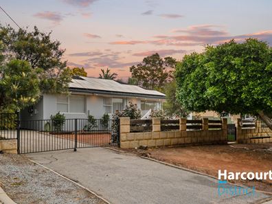 14 Cara Road, Greenmount WA 6056