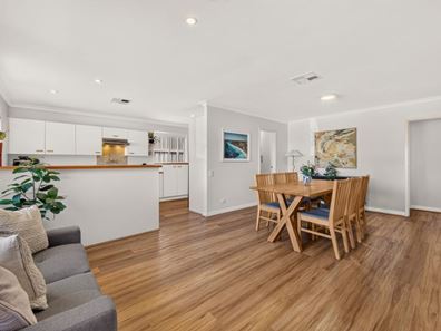 32 Buchanan Way, Padbury WA 6025
