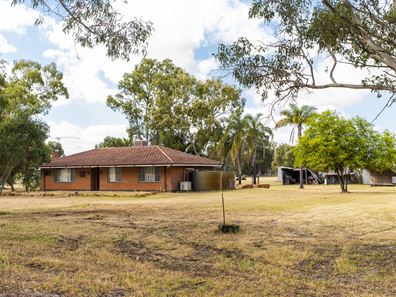 25 West Road, Bullsbrook WA 6084