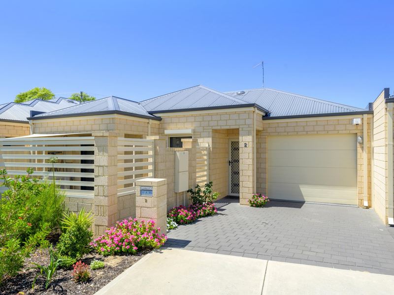 2/243 Timberlane Drive, Woodvale