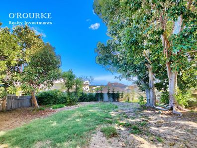 35 Oxcliffe Road, Doubleview WA 6018