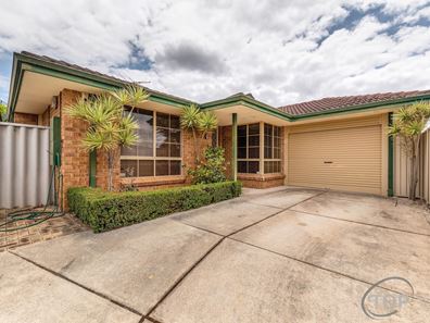 11B Noreatt Place, Leeming WA 6149