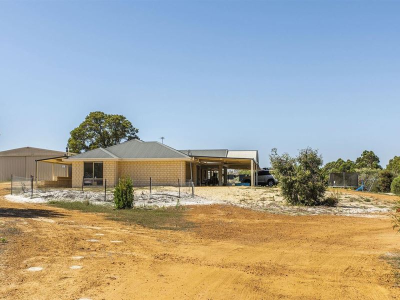 8 Cairn Crescent, Gingin