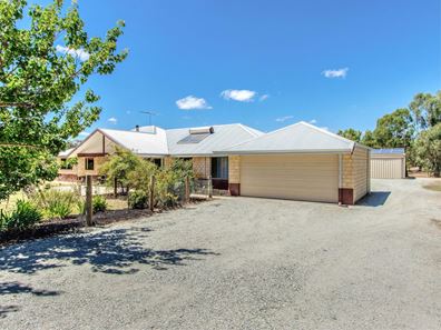 35 Fielder Road, Serpentine WA 6125