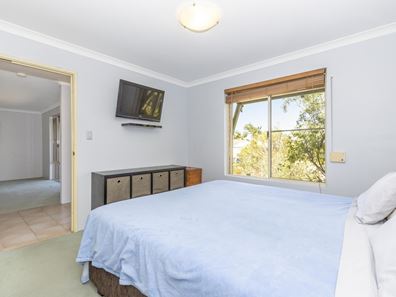 86 Giralia Parkway, Ballajura WA 6066