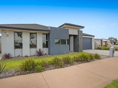 73 Barbarossa Drive, Caversham WA 6055