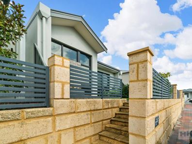 6 Luxhay Parkway, Aveley WA 6069
